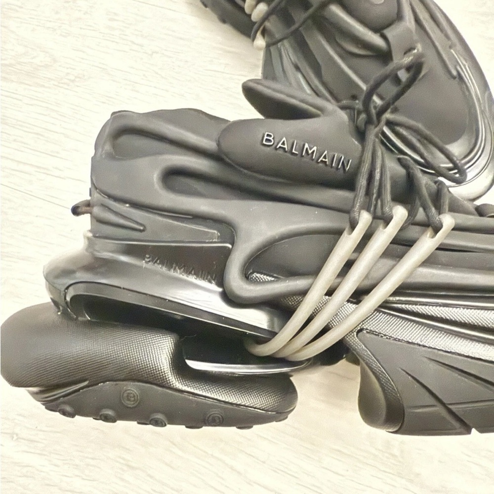 Balmain Black Avant-Garde Sneakers - Picture 9 of 10